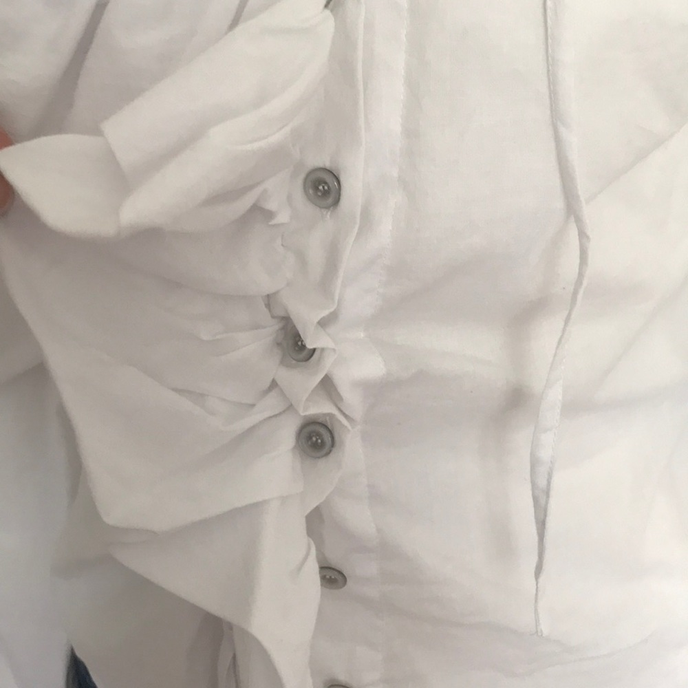 NWOT Groa Ruffled button down blouse - Picture 4 of 8